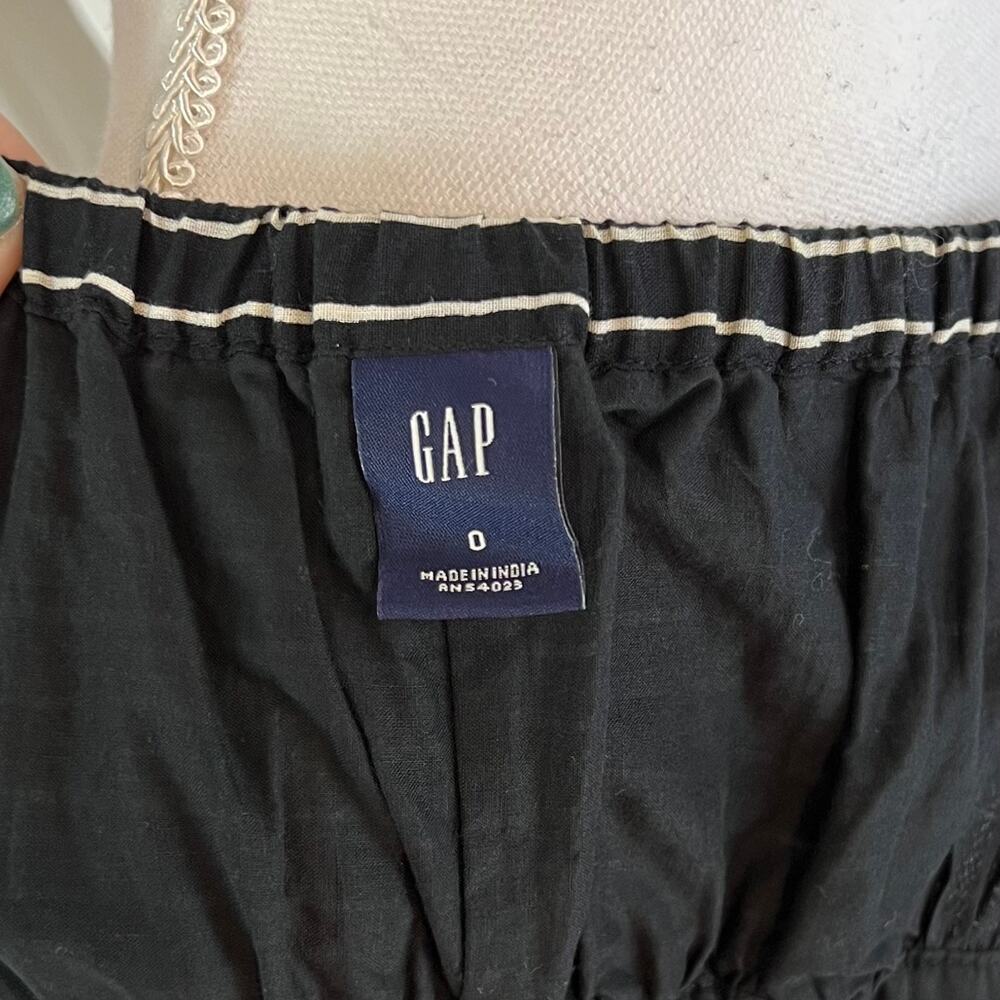 Gap Sz. 0 Women's Black halter dress, flowy, beachy, coastal. #1098 - Picture 2 of 9